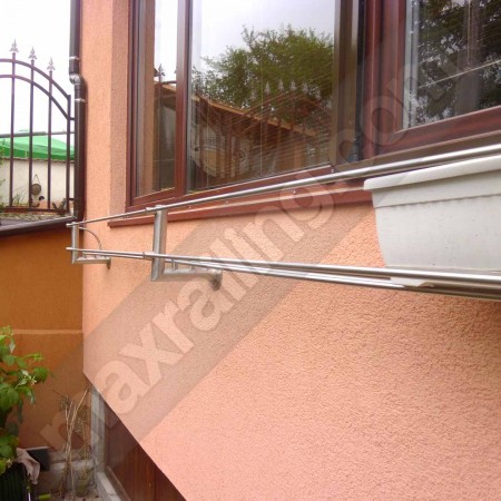 Иноксови парапети